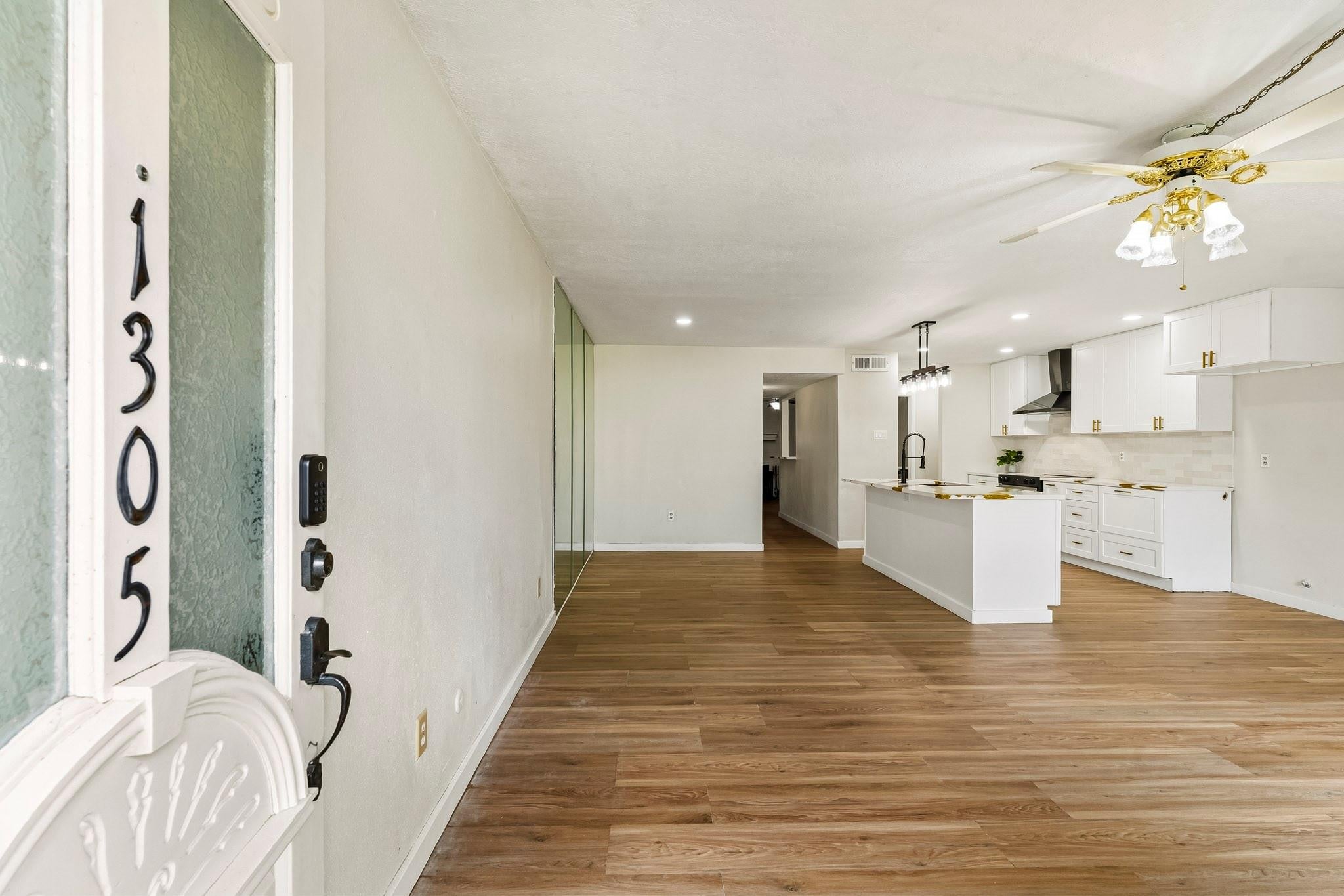 1305 Town Circle 4
