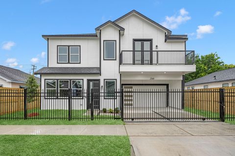 Photo of 2348 Delafield Street, Houston, TX 77023 (MLS # 42901475)