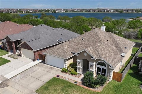 Photo of 7522 S Lake Drive, Corpus Christi, TX 78414 (MLS # 998404)