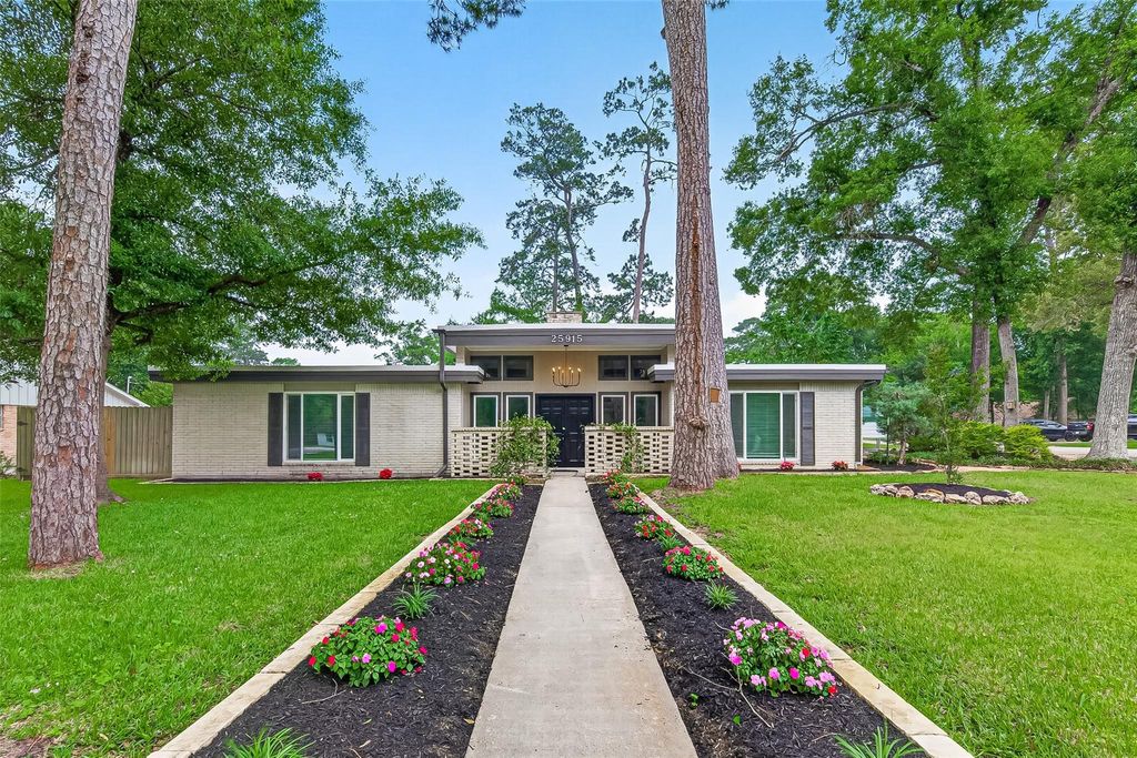 Photo of 25915 Maplewood Drive, Spring, TX 77386 (MLS # 22823922)