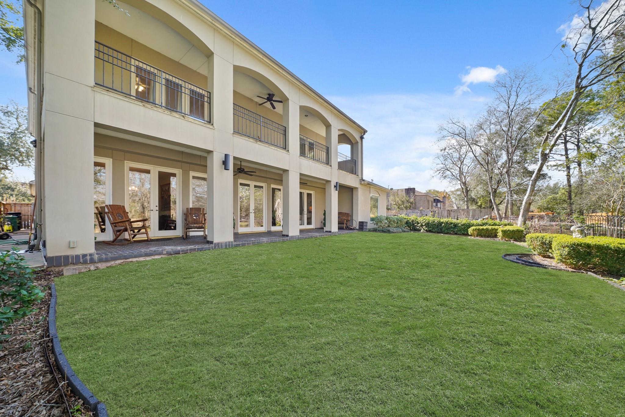 11754 Riverview Drive