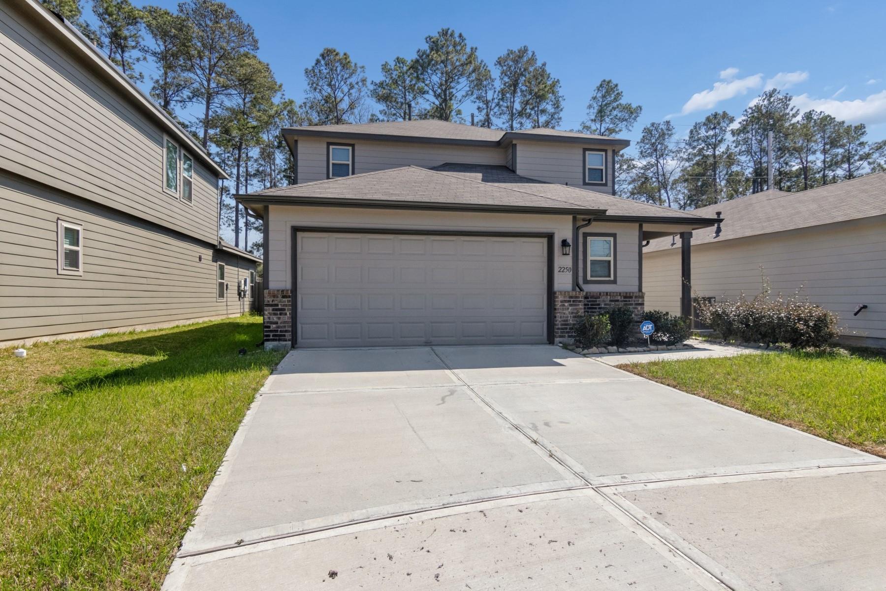 2250 Yelverton Terrace Trail