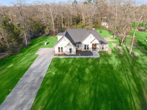 7815 Timber Switch Road Cleveland TX 77328