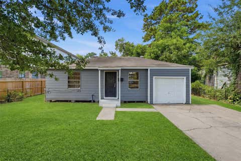 Photo of 5326 Wenda Street, Houston, TX 77033 (MLS # 67124752)
