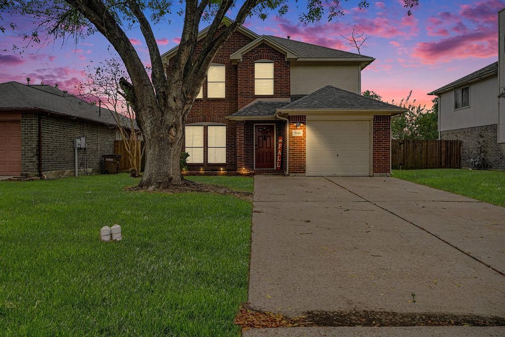 Photo of 5616 Fargo Drive, Dickinson, TX 77539 (MLS # 33012722)
