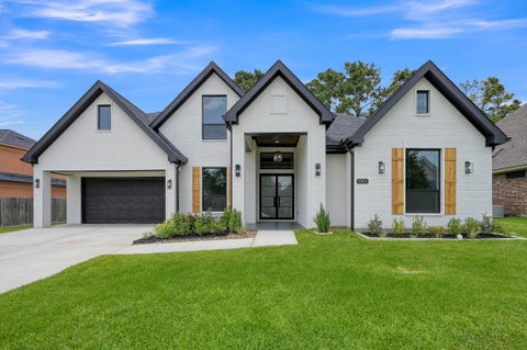 Photo of 143 Bent Tree Lane, Montgomery, TX 77356 (MLS # 5328086)