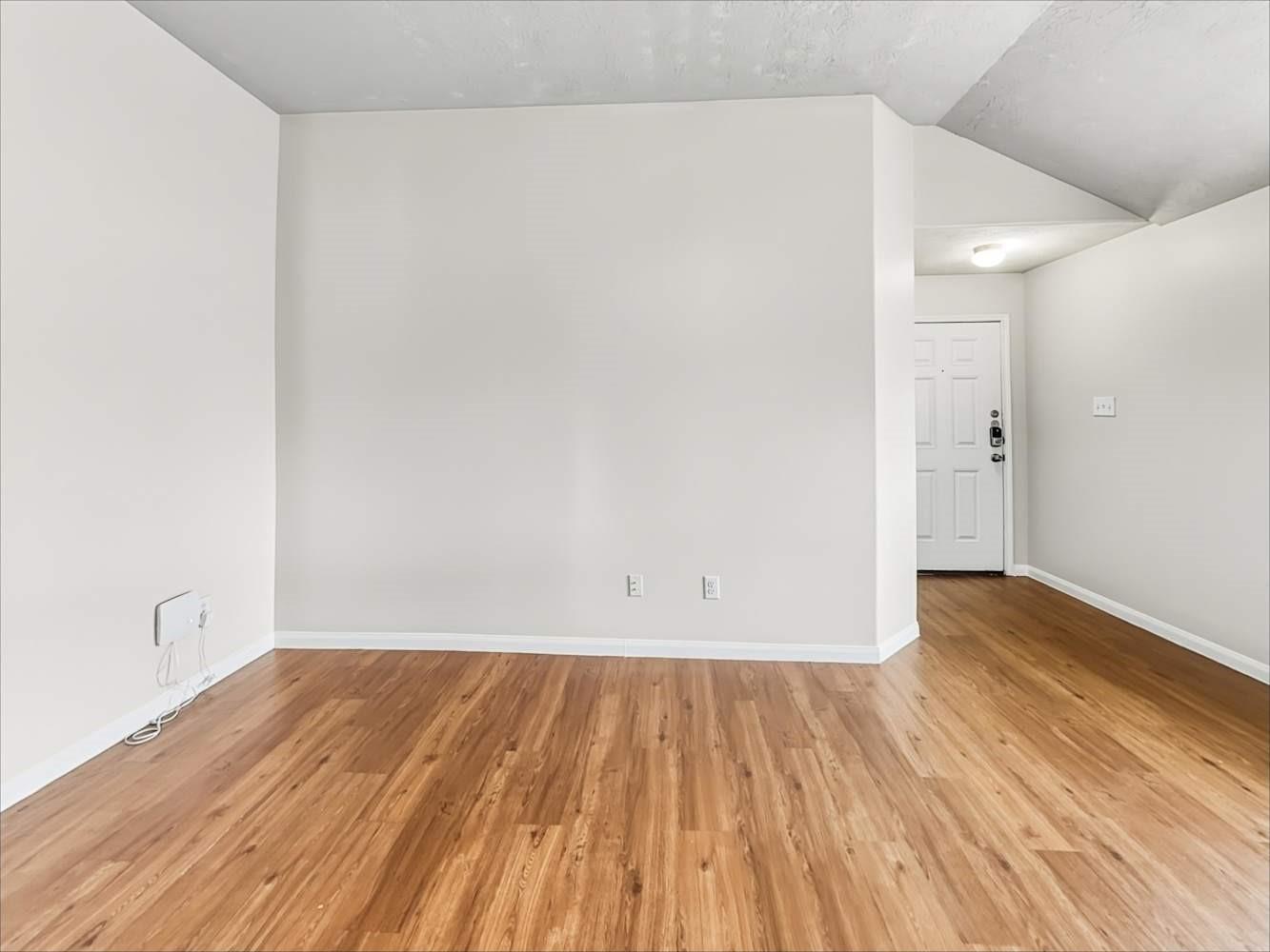 4026 Hawthorn Arbor Court
