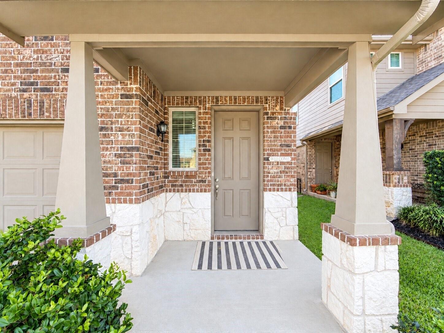 17758 White Lightning Way