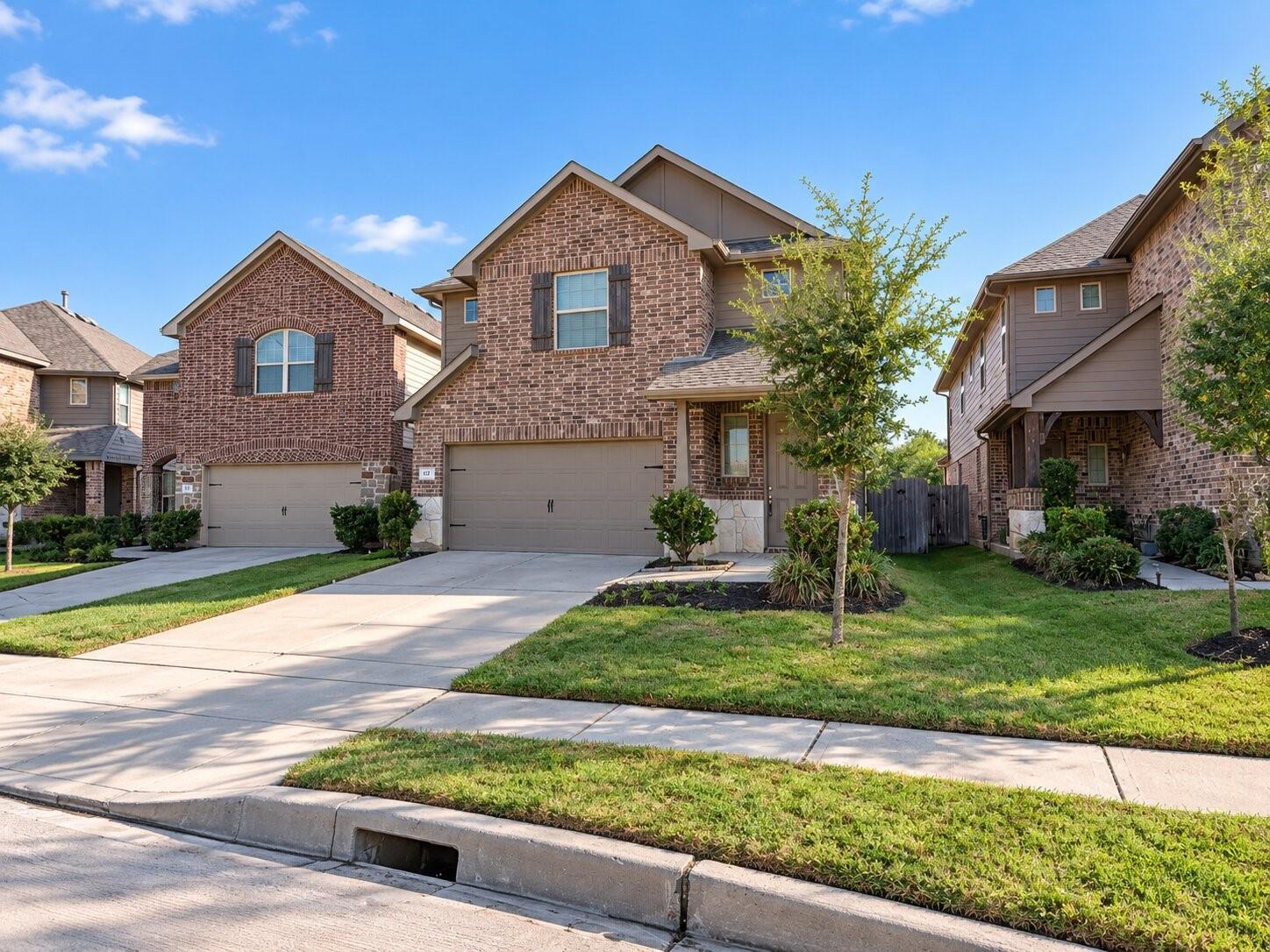 17758 White Lightning Way