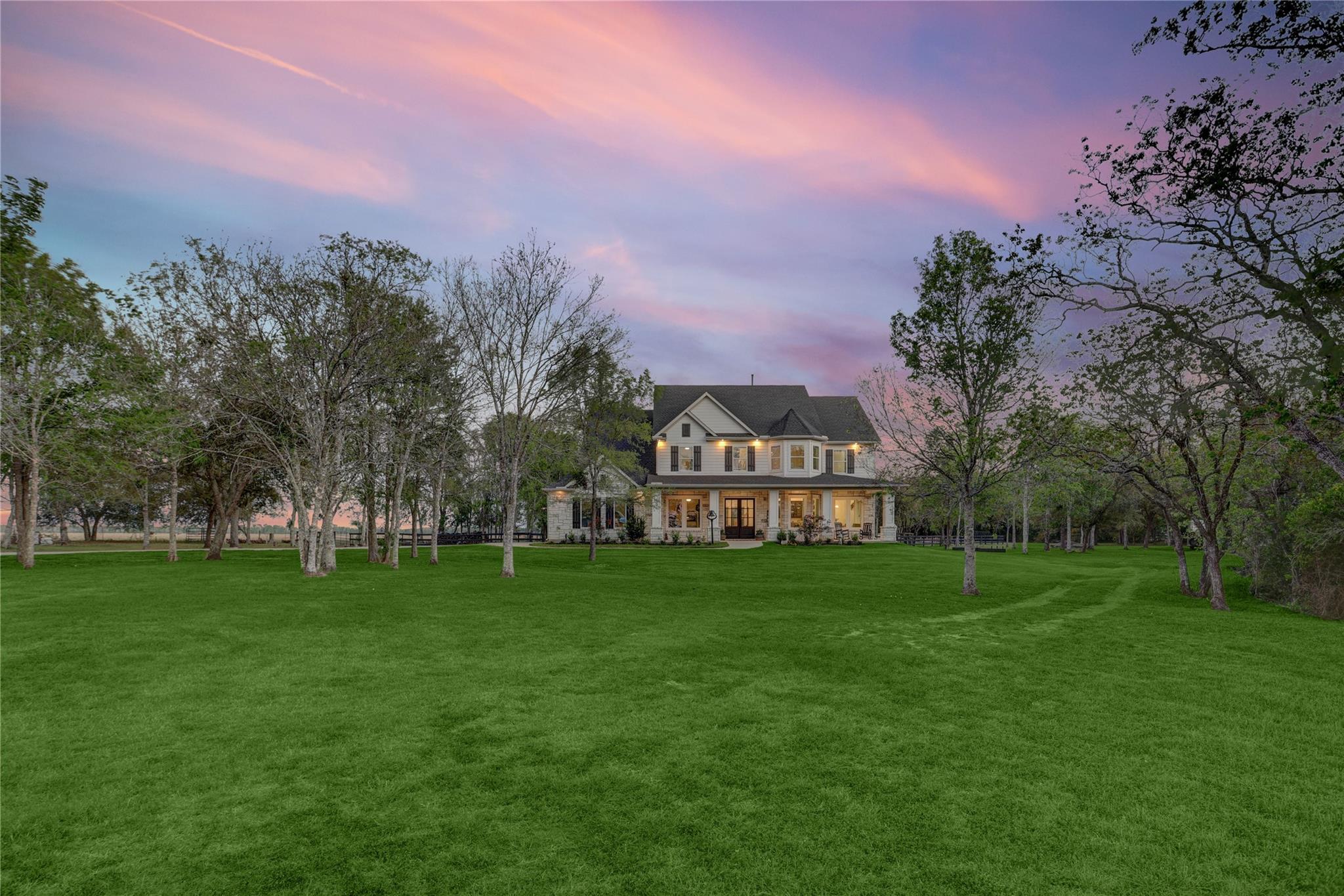 4902 Brazos Lakes Drive