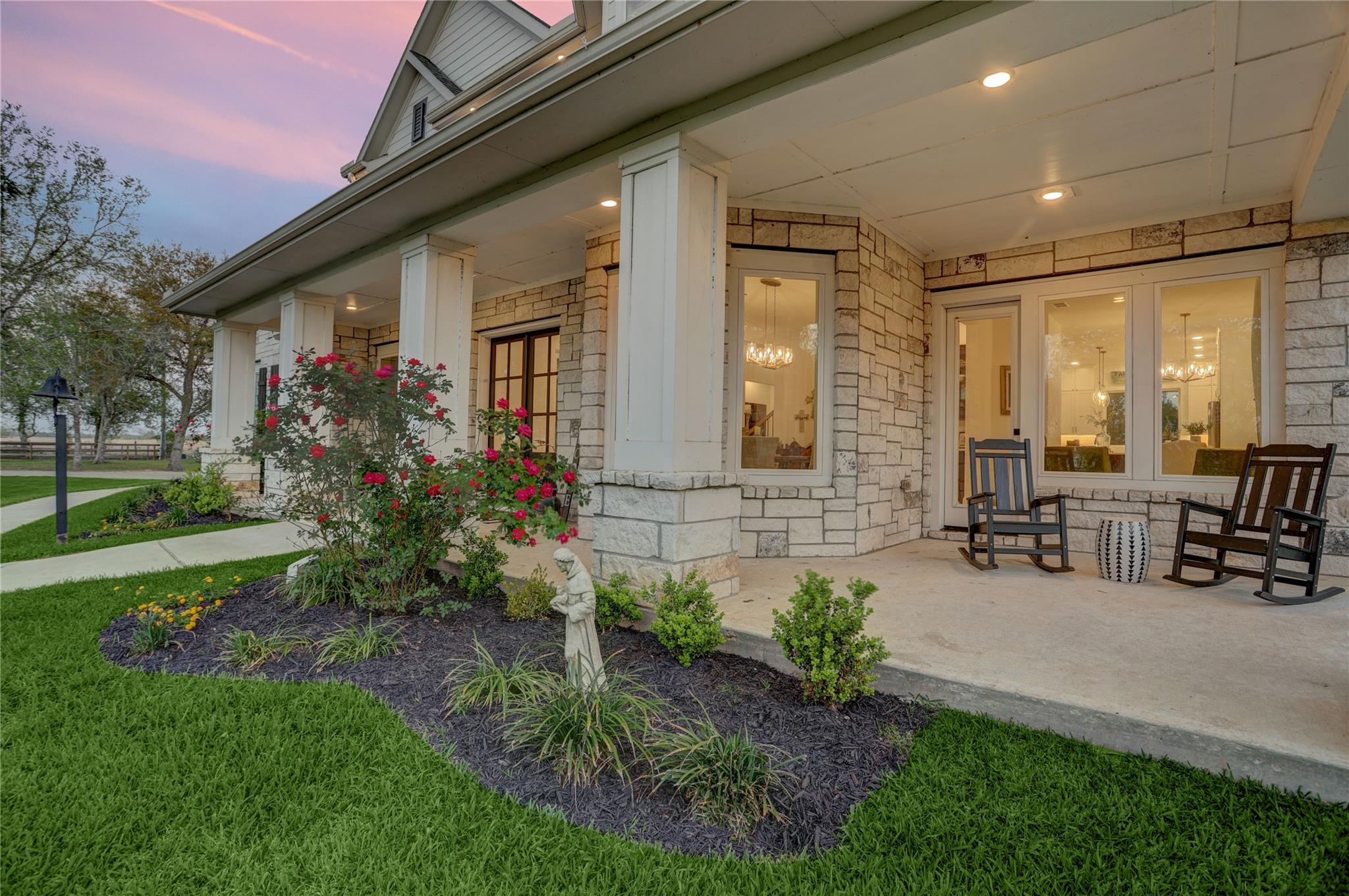 4902 Brazos Lakes Drive