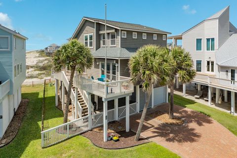 Photo of 4247 Sandpiper Lane, Galveston, TX 77554 (MLS # 29766352)