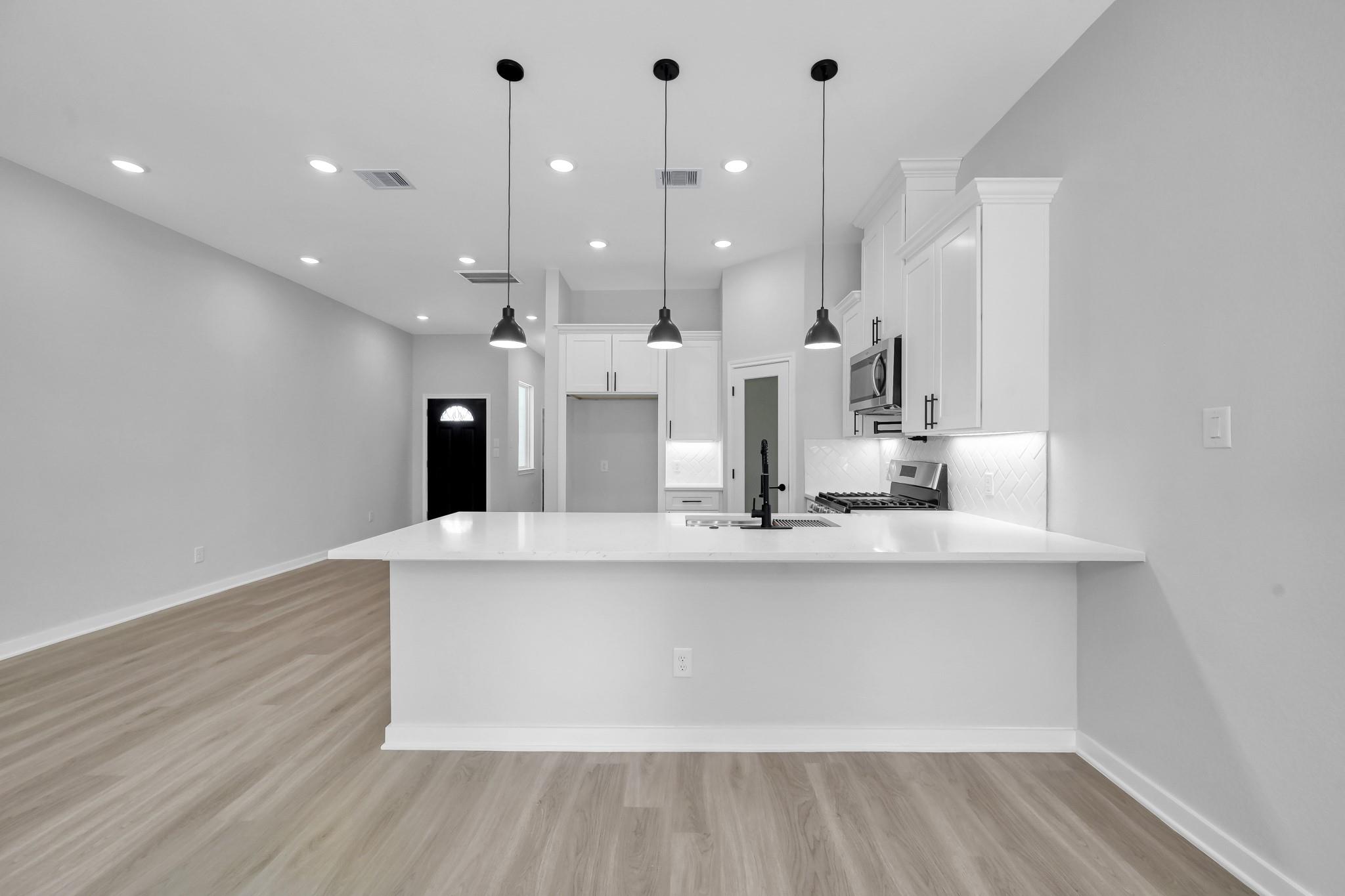 14833 Spica Court