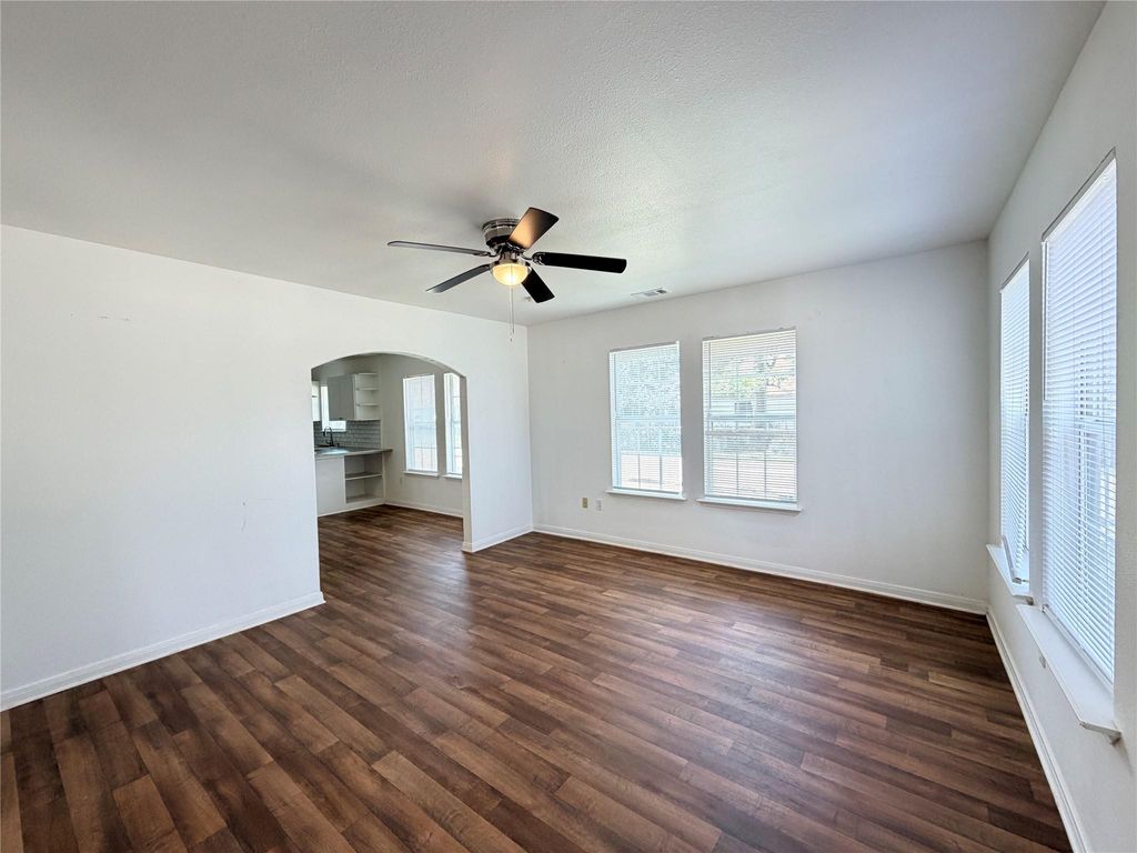 Photo of 5302 Clay Street, Houston, TX 77023 (MLS # 35865916)