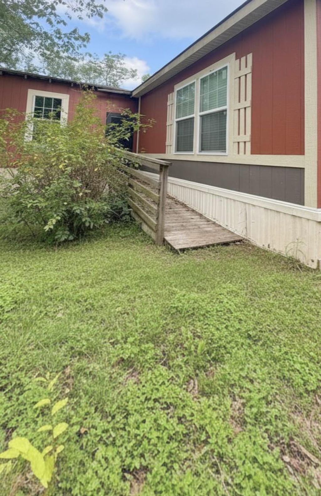 Photo of 9 Gambrell Road, Huntsville, TX 77320 (MLS # 42179406)