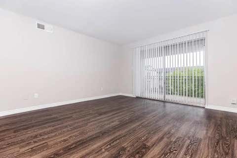 Photo of 4400 Memorial Drive #32-2236, Houston, TX 77007 (MLS # 31830723)