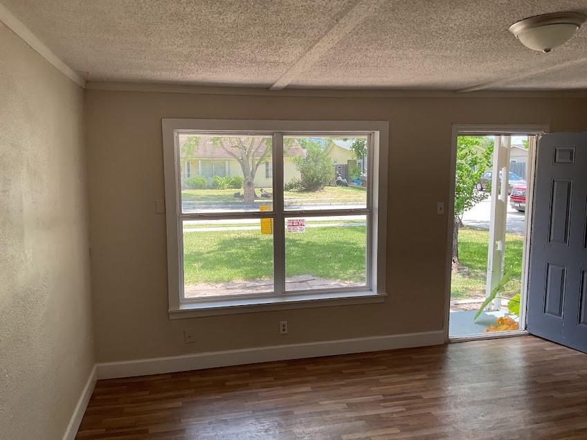815 W 12th Street