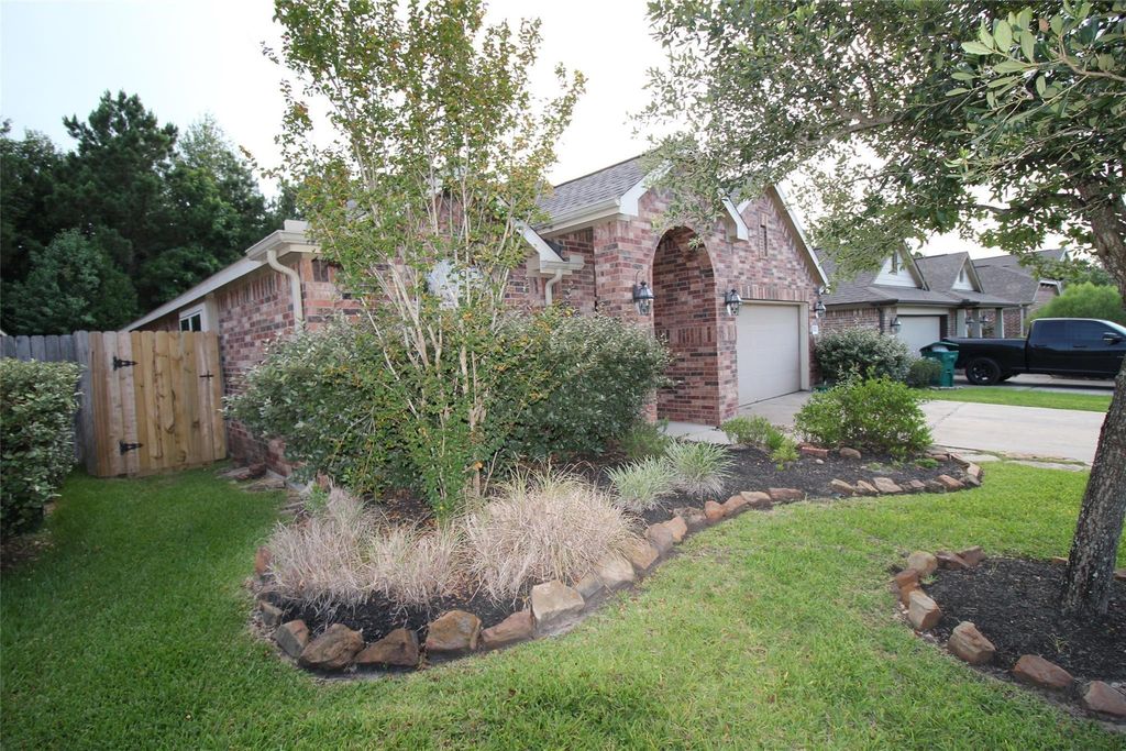 Photo of 18768 Kelly Meadows Lane, New Caney, TX 77357 (MLS # 10073685)