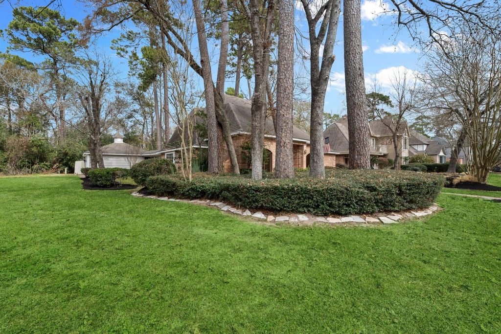 Photo of 3603 Evergreen Glade Drive, Houston, TX 77339 (MLS # 60488358)