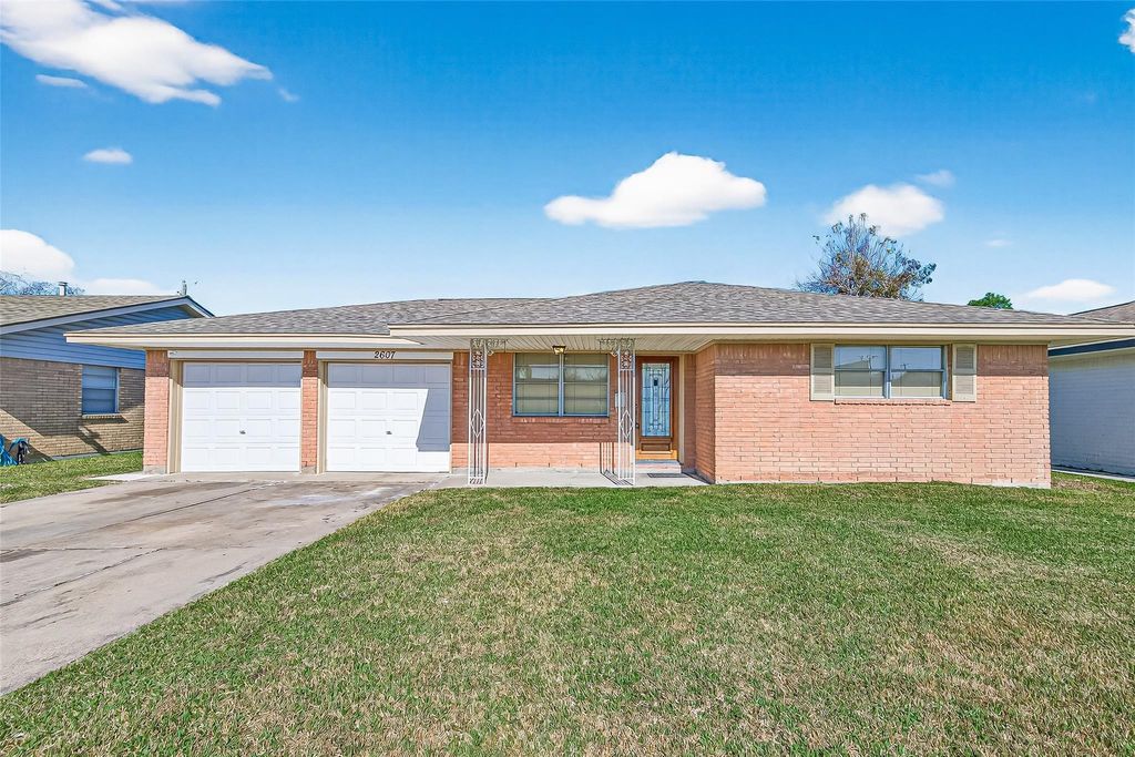 Photo of 2607 Penfield Street, Pasadena, TX 77506 (MLS # 28454270)