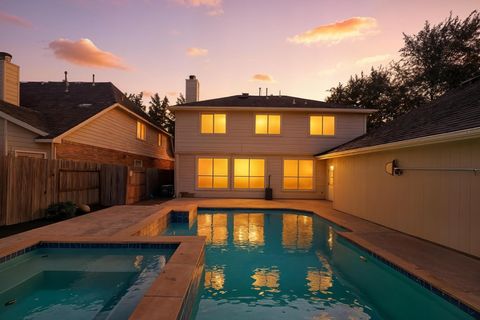 Photo of 7823 Autumn Hollow Lane, Houston, TX 77041 (MLS # 33588000)