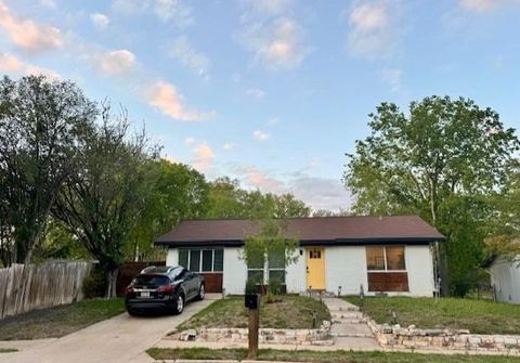 Photo of 2204 Palmera Cove, Austin, TX 78744 (MLS # 16135382)