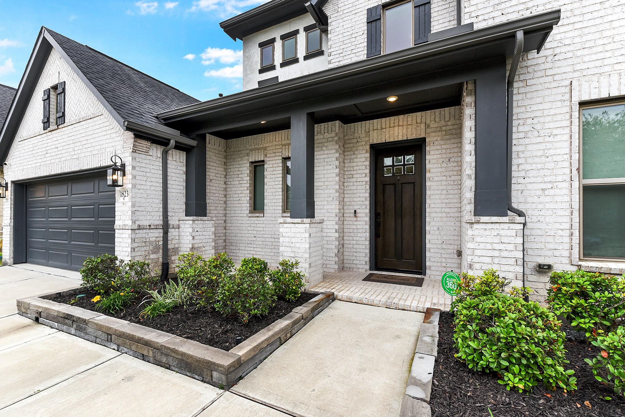 1823 Mccrae Hill Court