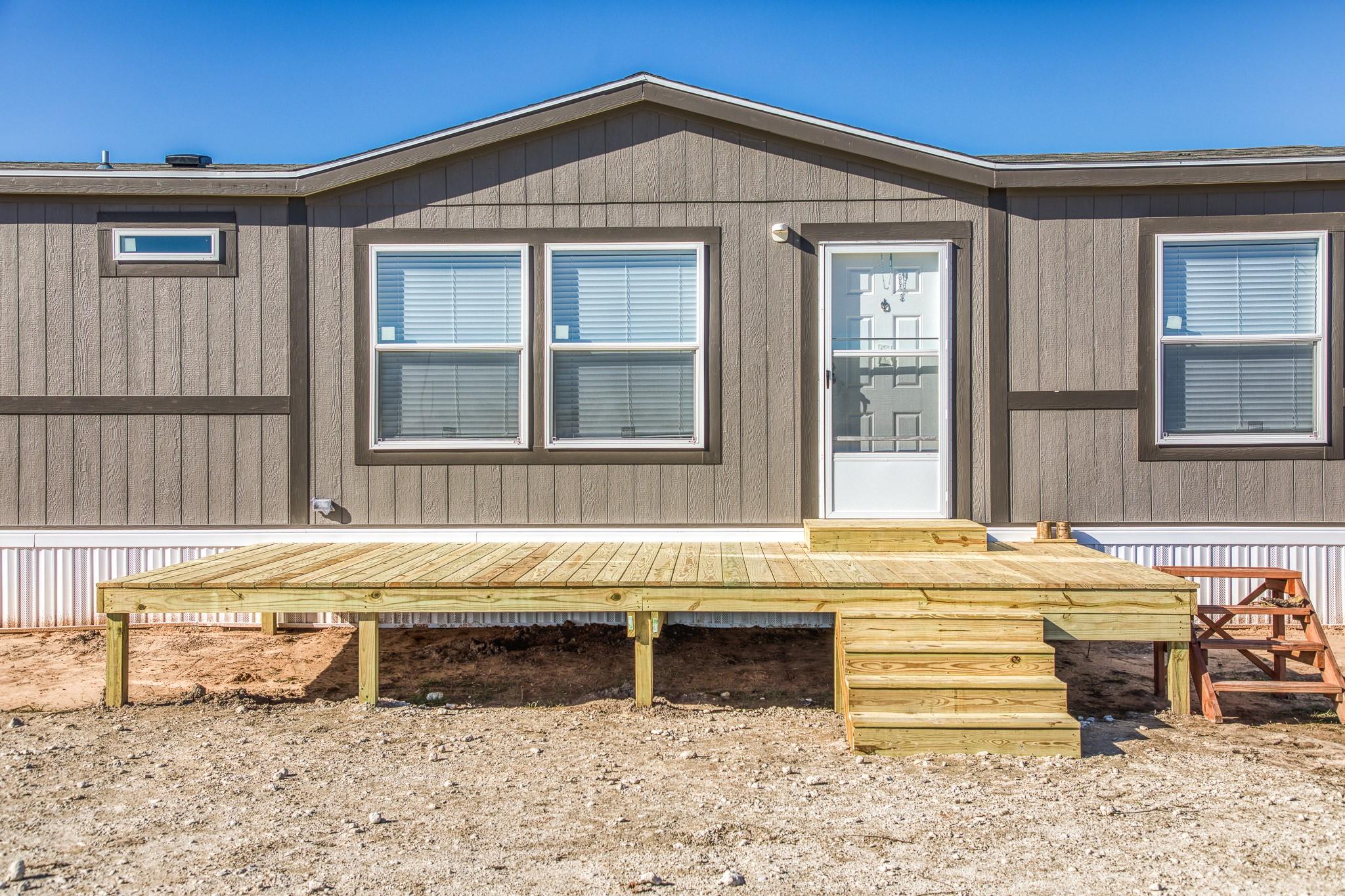 1001 Mustang Crossing Drive