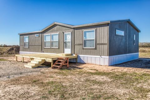 Apartment For Sale - 1001 Mustang Crossing Drive<br/> Waller, TX 77484