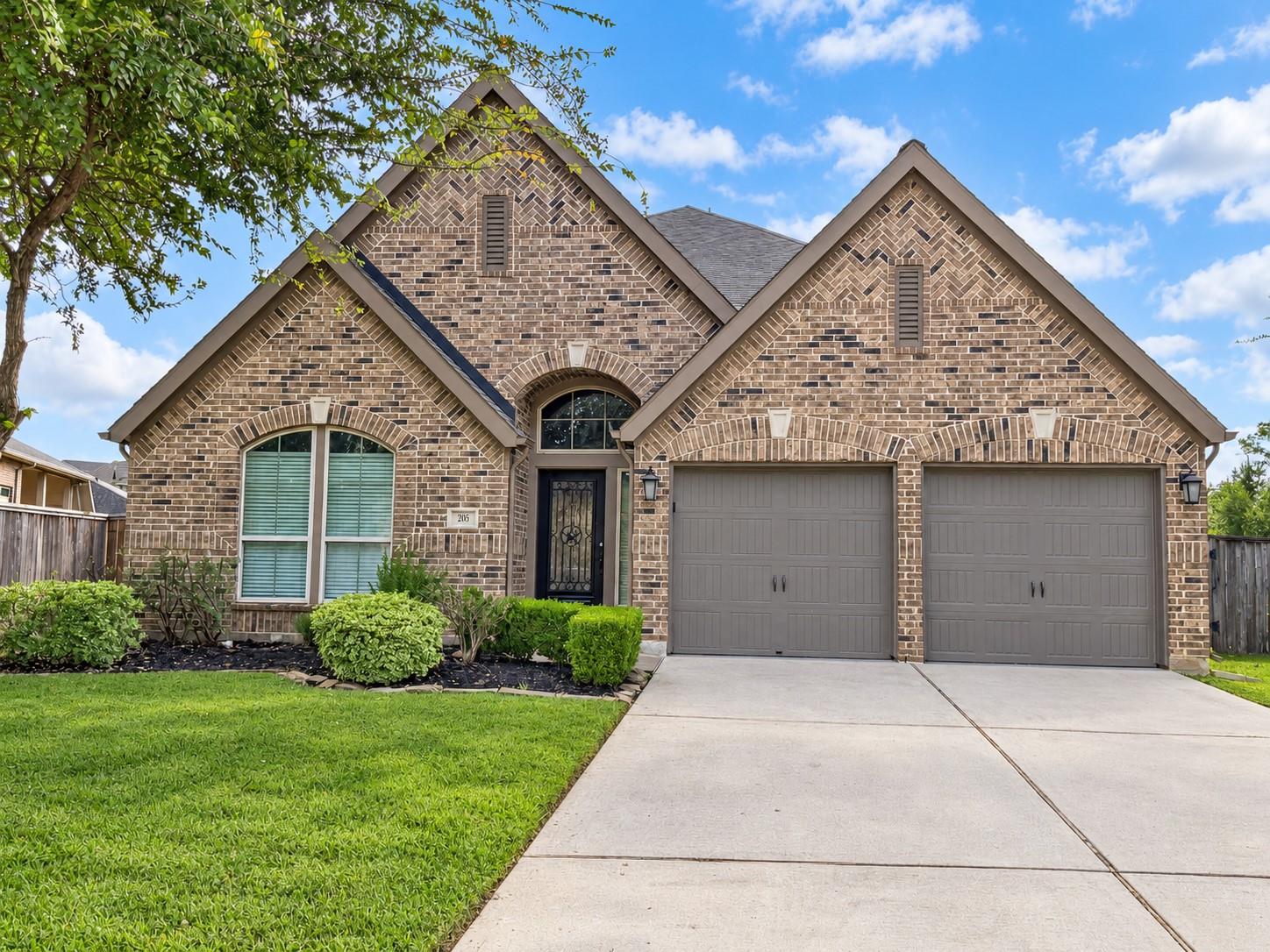 205 Climbing Oaks Place