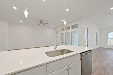 Tiny photo for 645 Cross Timbers Trace, Waller, TX 77484 (MLS # 56806507)