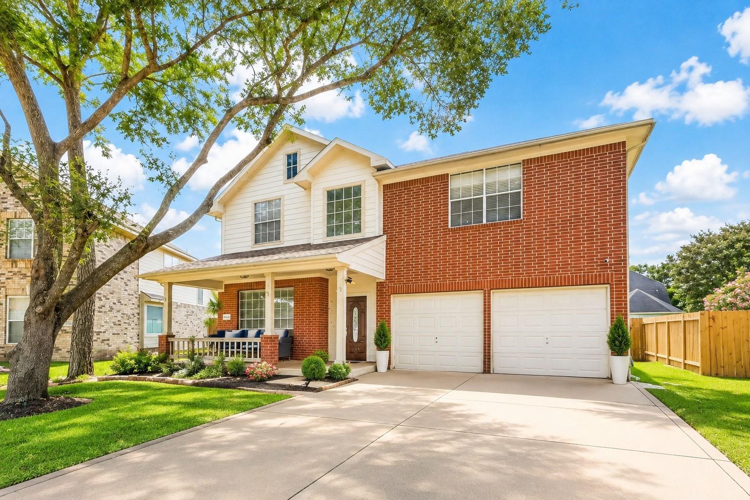 6211 Piedra Negras Court