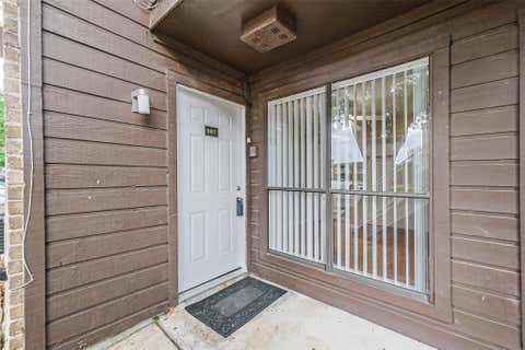 Photo of 6633 W Airport Boulevard #807, Houston, TX 77035 (MLS # 16350714)