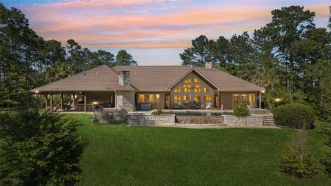 Photo of 225 Mcgregor Drive, Brookeland, TX 75931 (MLS # 97502984)