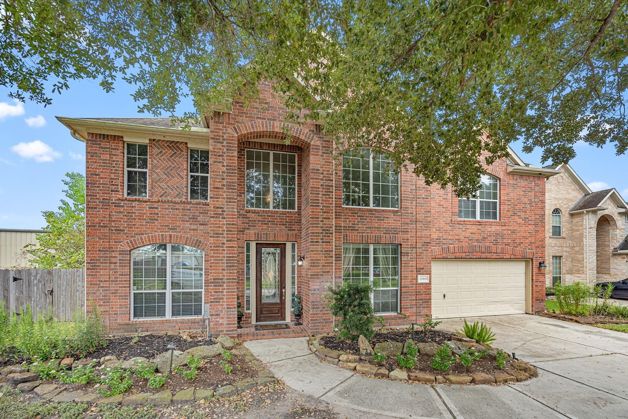 25993 N Royal Emerald Ln