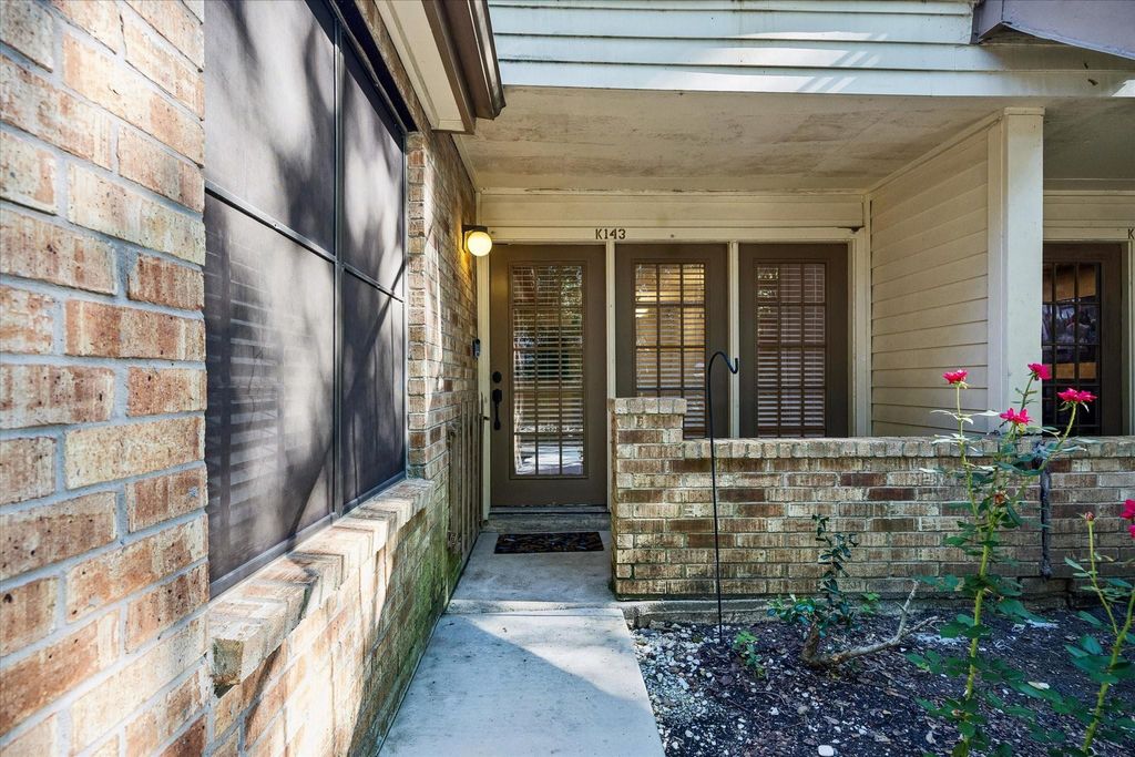 Photo of 2425 Holly Hall Street #143, Houston, TX 77054 (MLS # 27729018)