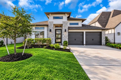 Photo of 30047 Gold Finch Place, Fulshear, TX 77441 (MLS # 61790912)