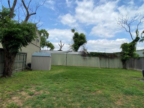 Tiny photo for 1918 Sul Ross Street #C, Houston, TX 77098 (MLS # 22405802)