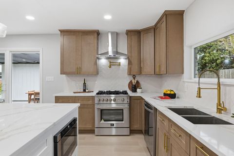 Tiny photo for 4610 Creekbend Drive, Houston, TX 77035 (MLS # 62853946)