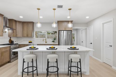 Tiny photo for 4610 Creekbend Drive, Houston, TX 77035 (MLS # 62853946)