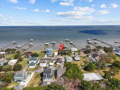 Photo of 2823 Bayshore Drive, Bacliff, TX 77518 (MLS # 51201218)