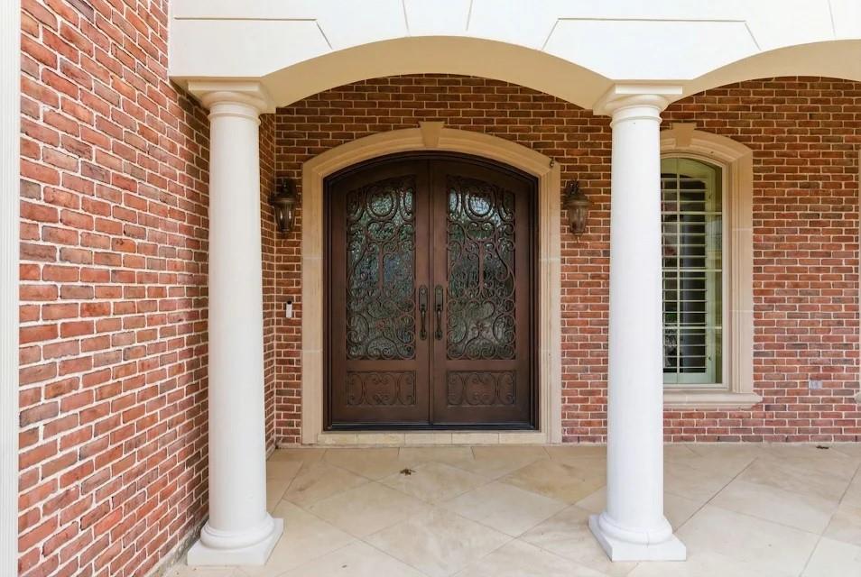 15611 Oyster Cove Drive