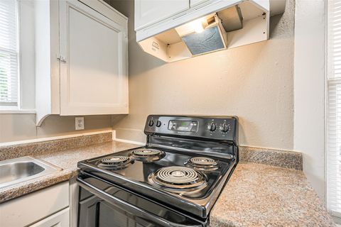 Tiny photo for 216 Redan Street #5, Houston, TX 77009 (MLS # 92006568)