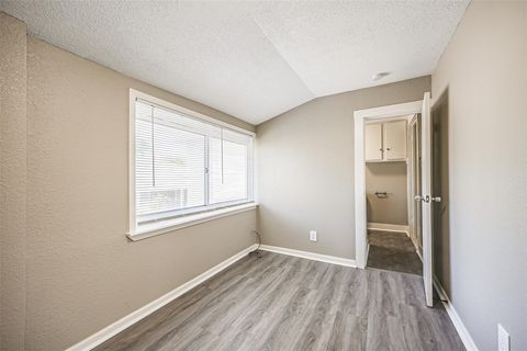 Tiny photo for 216 Redan Street #5, Houston, TX 77009 (MLS # 92006568)