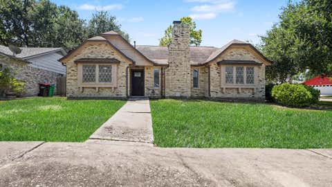 Photo of 705 Meadowlark Lane, Baytown, TX 77521 (MLS # 38689776)