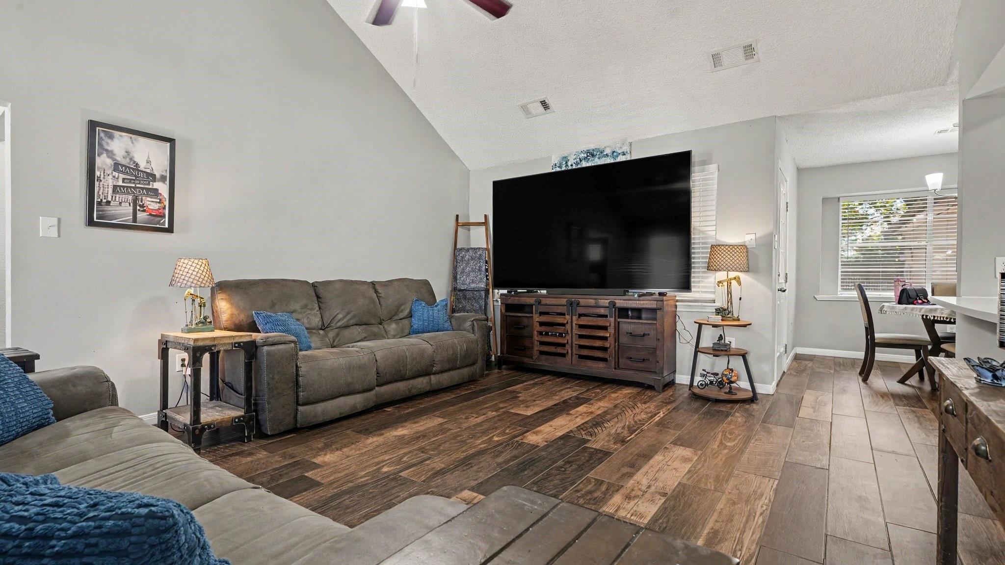 705 Meadowlark Lane