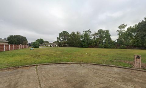 Vacant Land For Sale - 8108 Woodfern Court<br/> Port Arthur, TX 77642