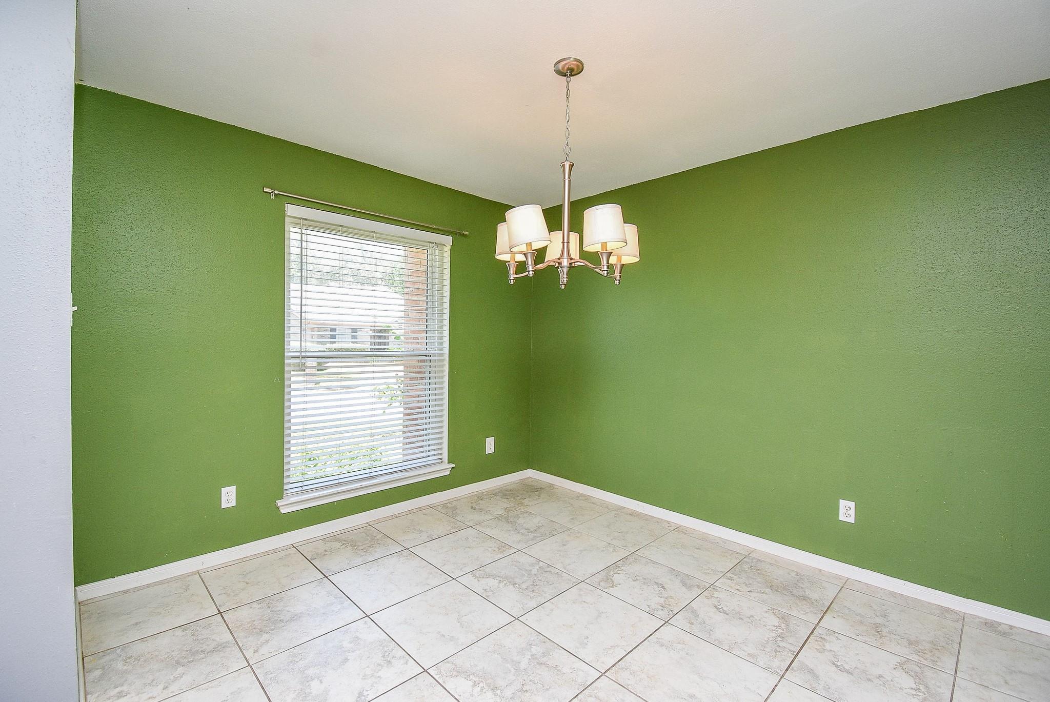 2947 Highland Lakes Drive