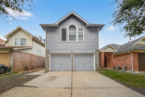 Photo of 8253 Fuqua Gardens Drive, Houston, TX 77075 (MLS # 10972555)
