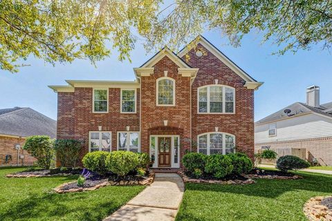 Homes For Sale - 1919 Farmers Creek Drive<br/> Richmond, TX 77406